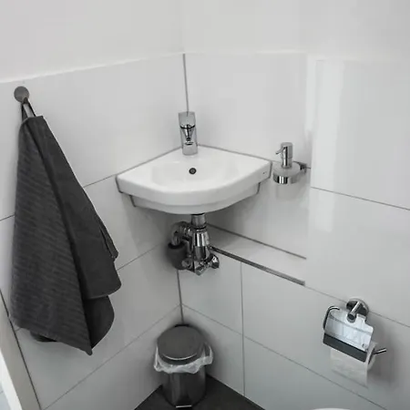 Neu gebautes Apartment mit Sonnenterasse in der Nähe vom Siebengebirge&Bonn Königswinter Exterior foto