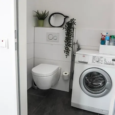 Neu gebautes Apartment mit Sonnenterasse in der Nähe vom Siebengebirge&Bonn Königswinter Exterior foto