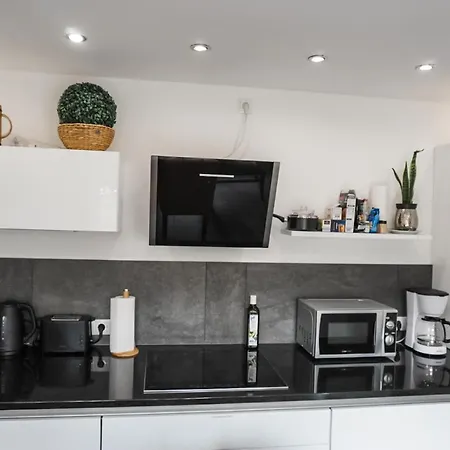 Neu gebautes Apartment mit Sonnenterasse in der Nähe vom Siebengebirge&Bonn Königswinter Exterior foto