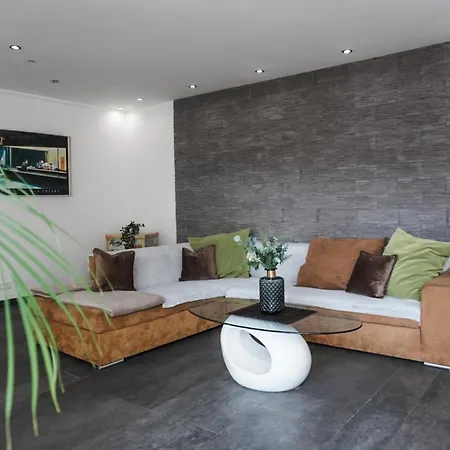 Neu gebautes Apartment mit Sonnenterasse in der Nähe vom Siebengebirge&Bonn Königswinter Exterior foto