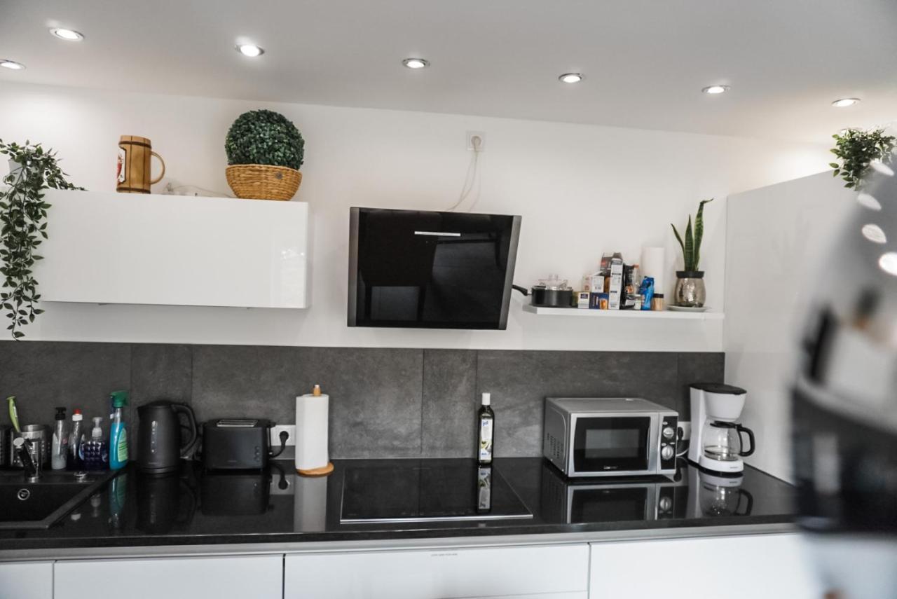 Neu Gebautes Mit Sonnenterasse In Der Naehe Vom Siebengebirge & Bonn * Koenigswinter